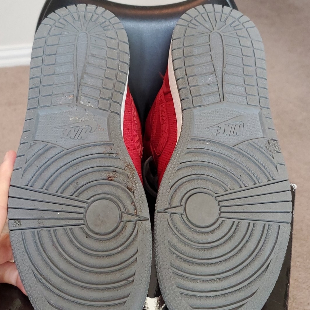 AIR JORDAN 1 PHAT (GS) - Picture 7 of 9